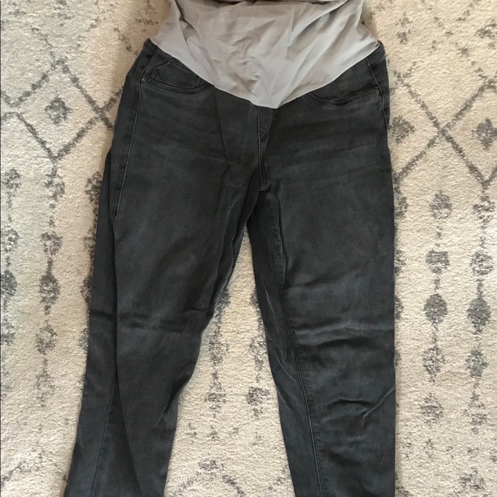 Grey maternity jeans pea in the pod 28
